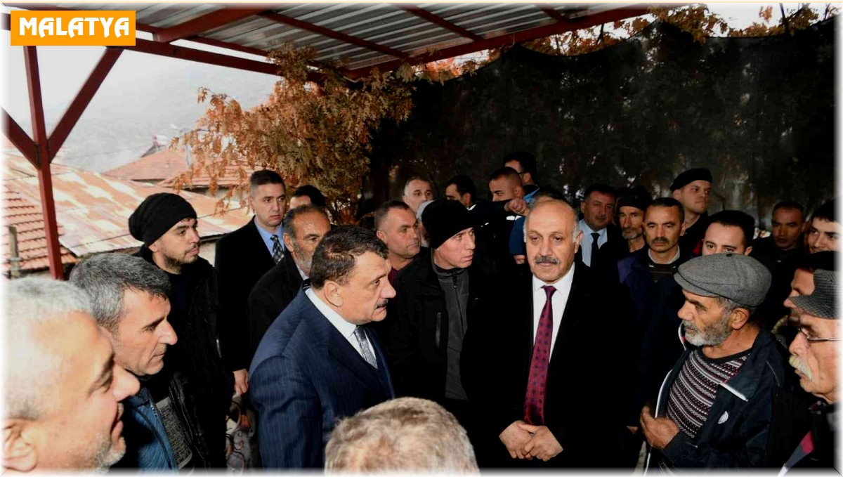 Başkan Gürkan, Elmalı'da vatandaşlarla bir araya geldi