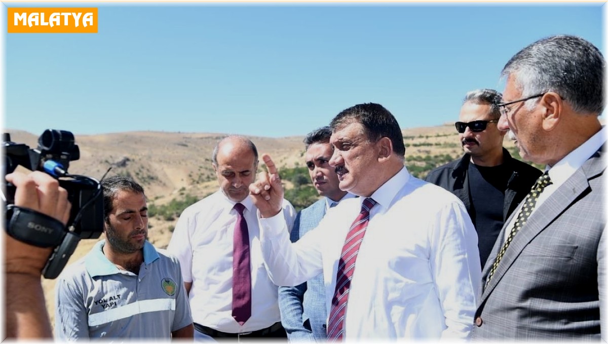 Başkan Gürkan, Erecek Mahallesinde incelemelerde bulundu