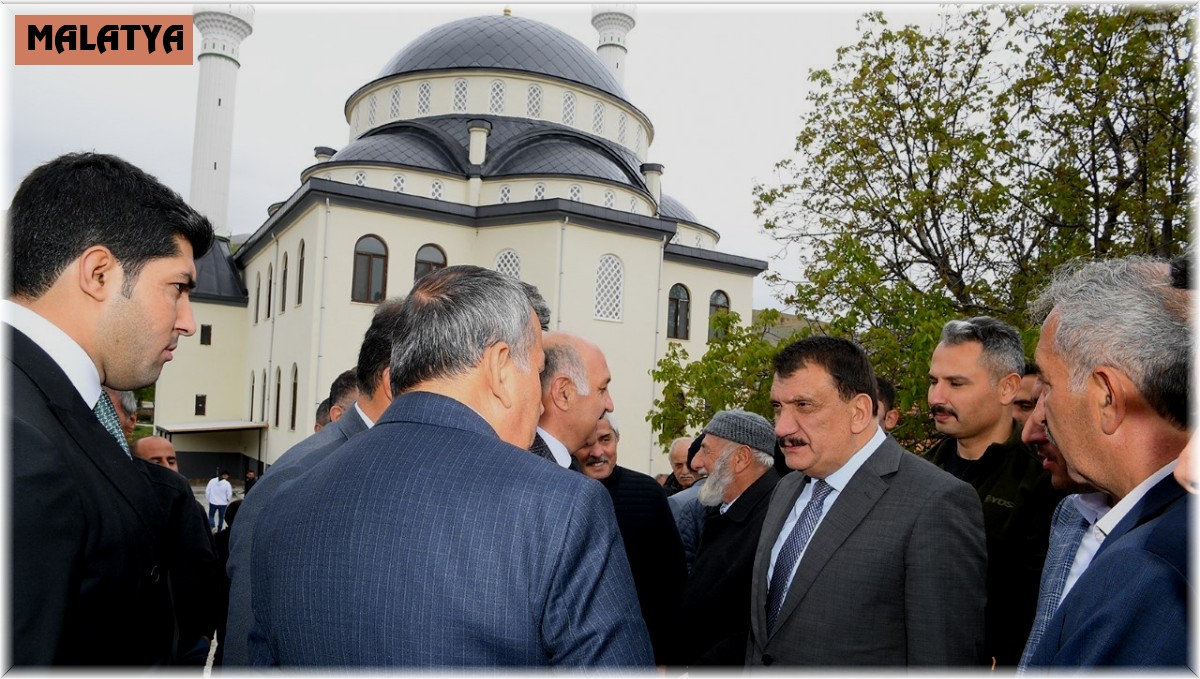 Başkan Gürkan, Sürgü'de incelemelerde bulundu