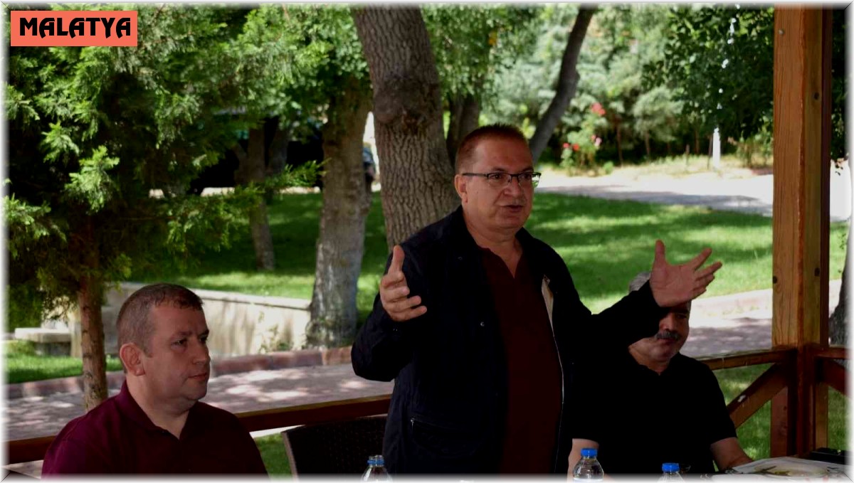 Başkan Kazgan İstanbullu muhtarları ağırladı