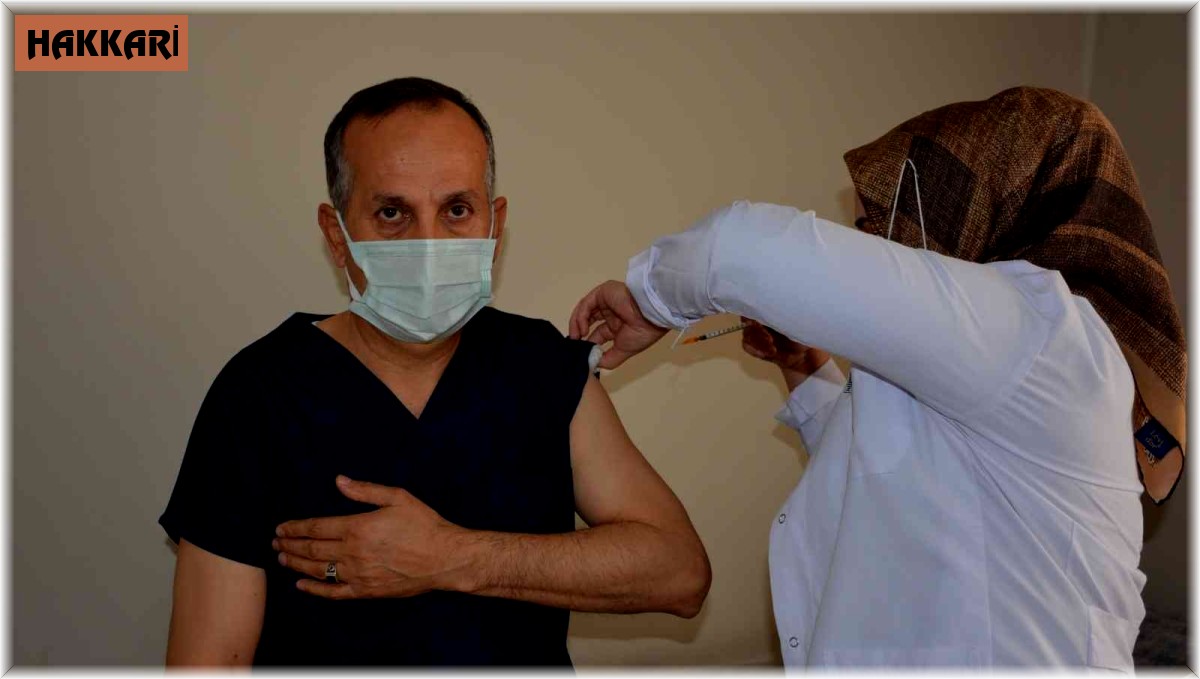 Başkan Saklı 4. doz aşı oldu