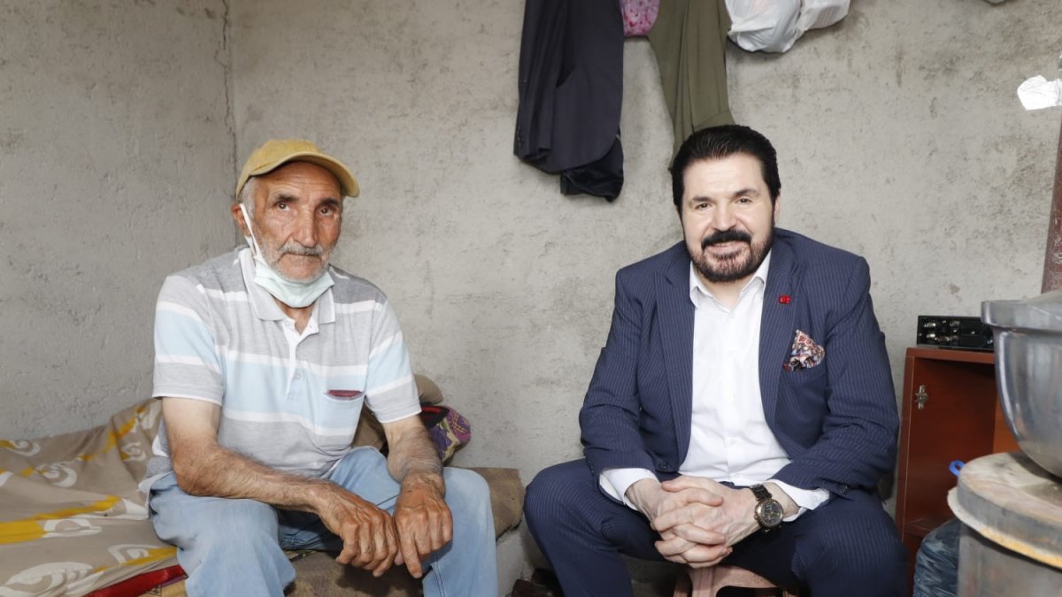 Başkan Sayan, bayramda Aziz Öztürk’ü ziyaret ederek destek sözü verdi