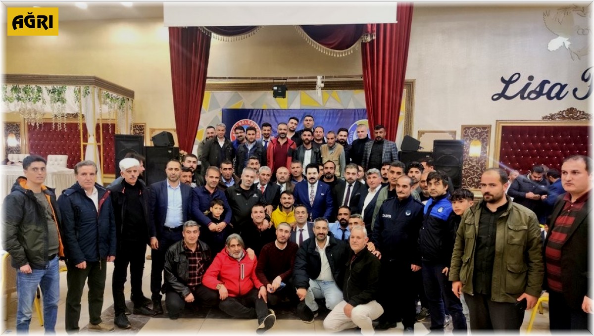 Başkan Sayan belediye çalışanlarıyla iftarda bir araya geldi