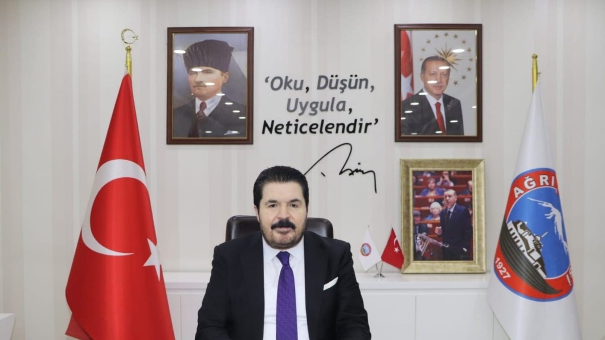 Başkan Sayan'dan sert tepki: 'Sizi coşkulu gençler değil HDP ve PKK'ya giden gençler rahatsız etsin'