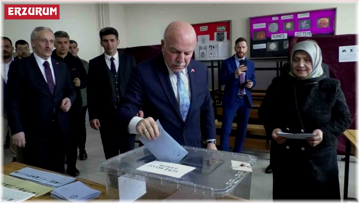 Başkan Sekmen: "Allah ülkemizi birlik ve beraberlikten ayırmasın"