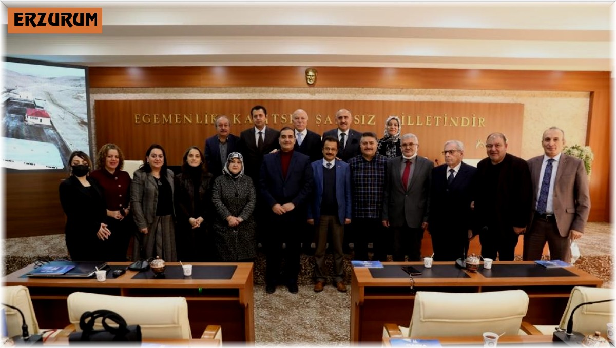 Başkan Sekmen Kent Konseyi yönetimiyle bir araya geldi