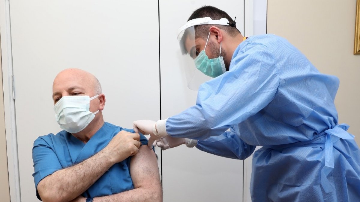 Başkan Sekmen: Salgını yenmemizde en etkin faktör kuşkusuz aşı olmak