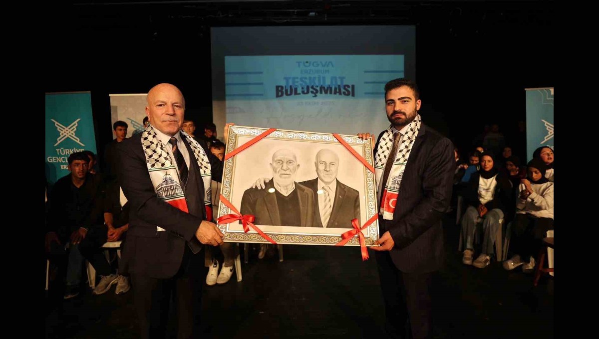 Başkan Sekmen, TÜGVA Erzurum Teşkilat buluşmasına katıldı