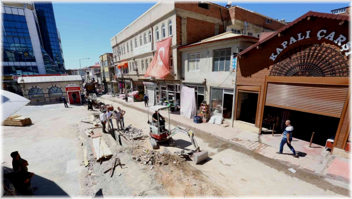 Başkan Şerifoğulları: "Göreve geldiğimiz günden itibaren Kapalı Çarşı ve çevresinde hummalı bir çalışma başlattık"