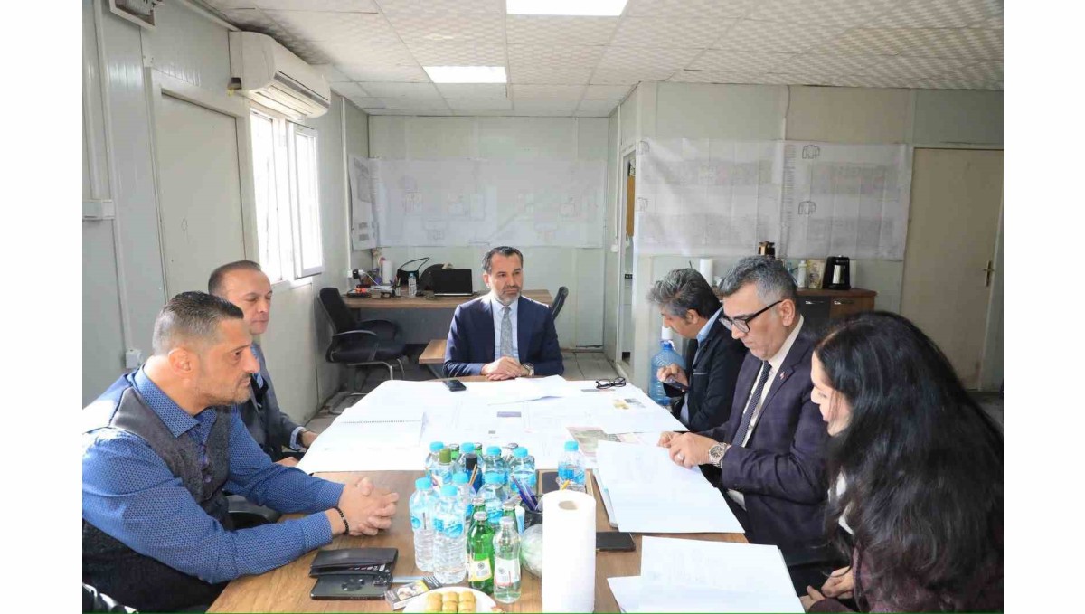 Başkan Şerifoğulları, tarihi öğretmenevinde çalışmaları inceledi