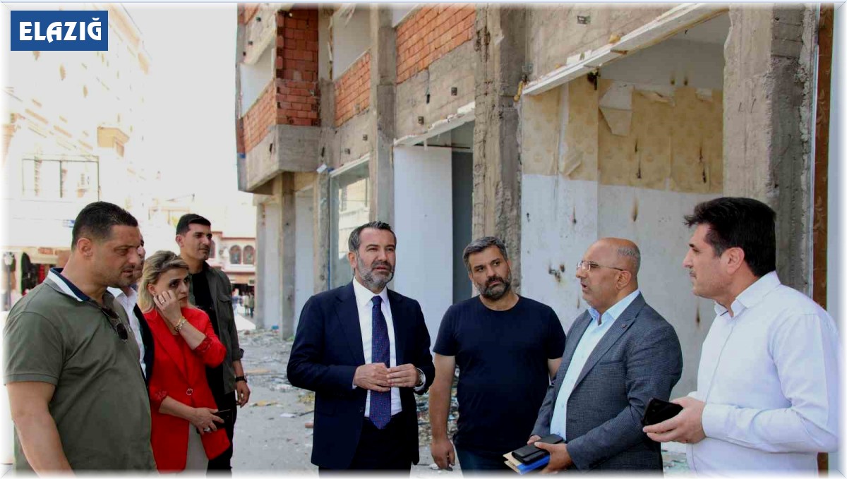 Başkan Şerifoğulları, yıkımı yapılacak eski ETSO binasında incelemede bulundu