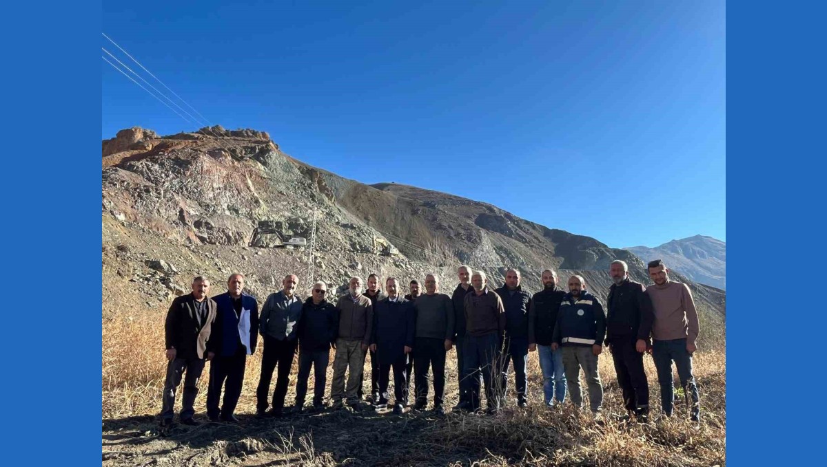 Başkan Şireci, Kemah Yücebelen yol genişletme çalışmalarını inceledi