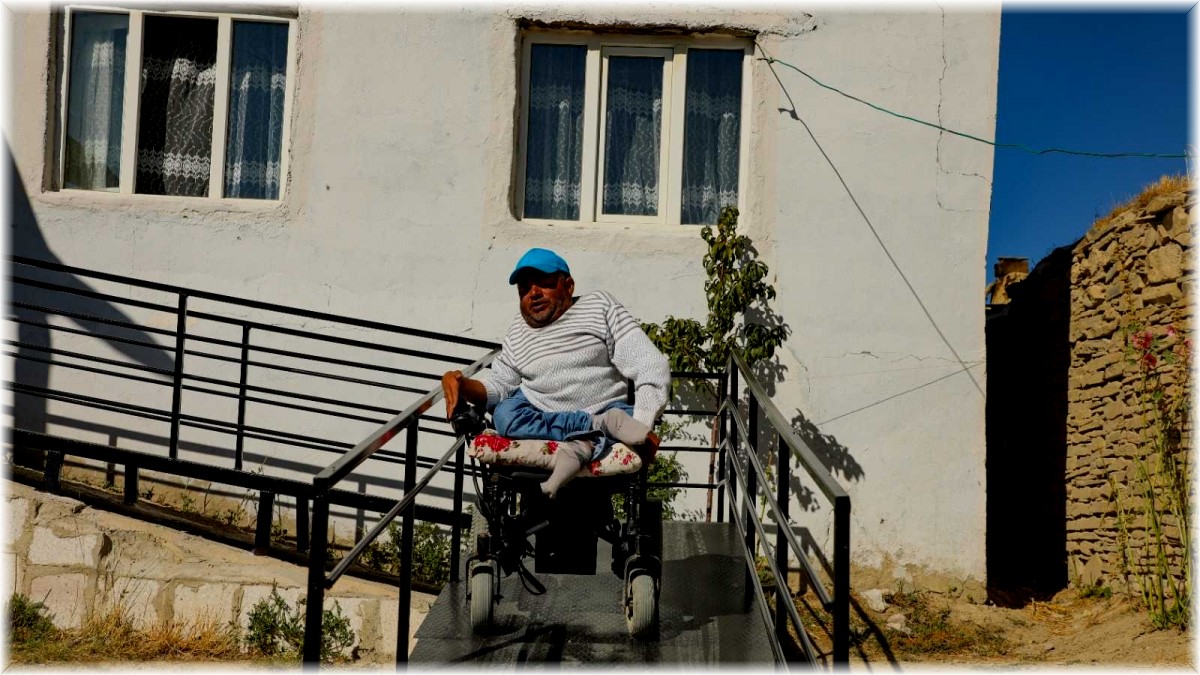 Başkan Tanış, engelli vatandaşın talebine kayıtsız kalmadı