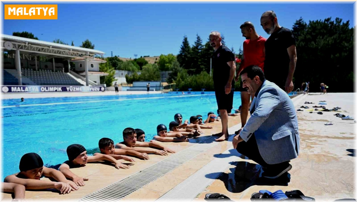 Başkan Taşkın, "Gençlerimizin yanındayız"