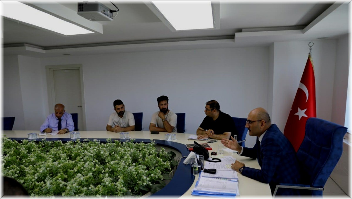 Başkan Vekili Aydın'dan 'Halk Günü' toplantısı