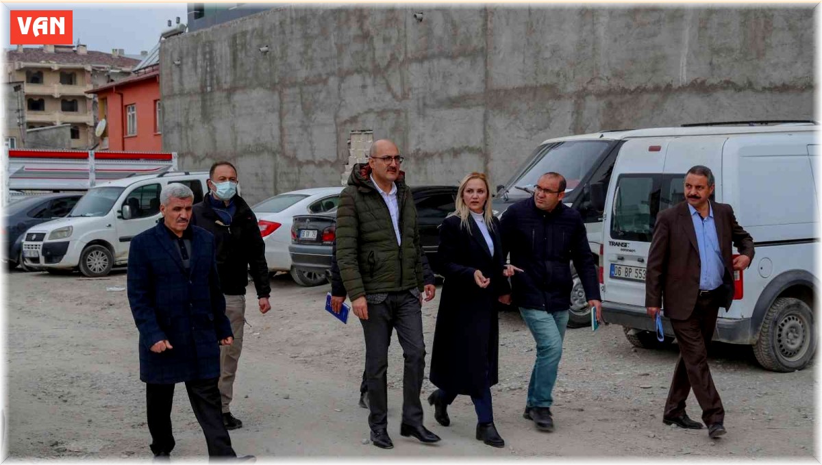 Başkan Vekili Aydın'dan mahalle ziyareti