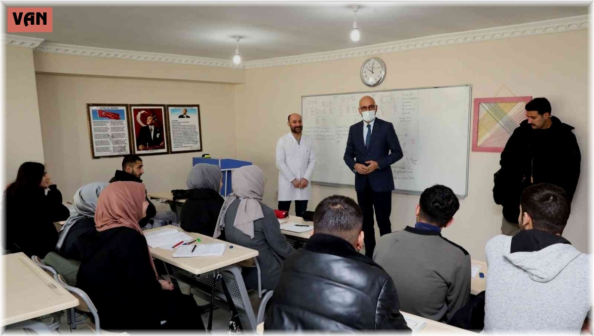 Başkan Vekili Aydın sürekli eğitim merkezini ziyaret etti