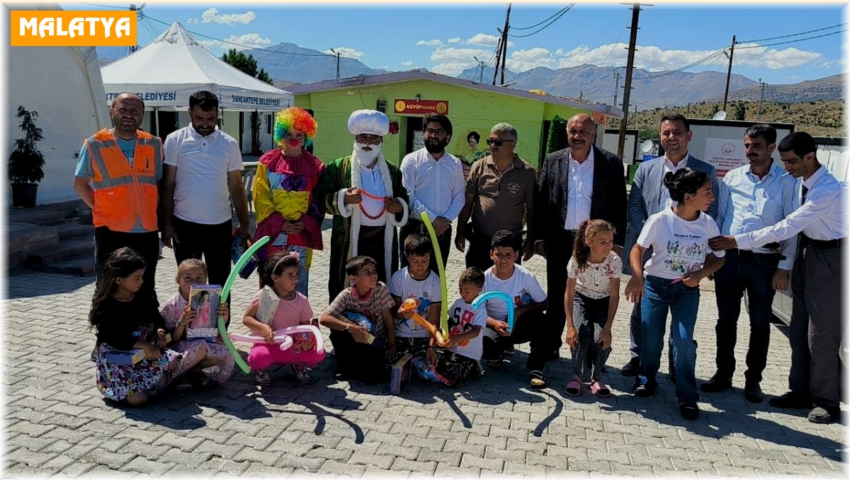 Başkan Zelyurt depremzede vatandaşlar bayramlaştı