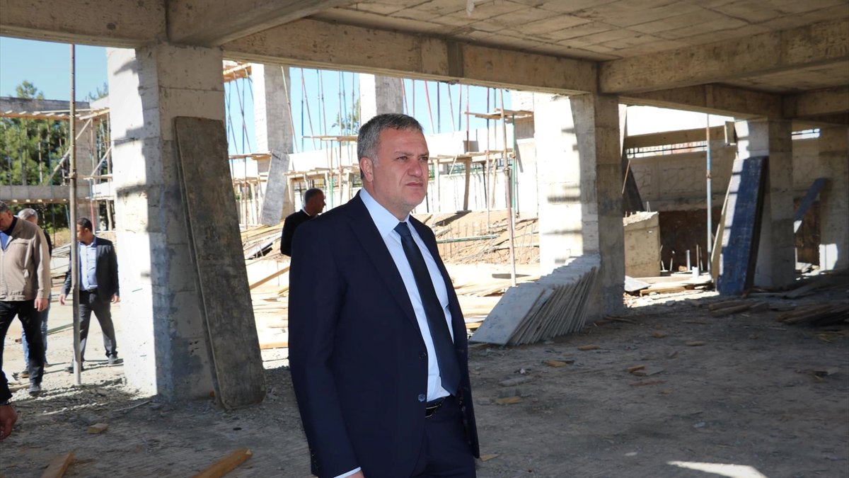 Baskil spor salonunun yapımı sürüyor