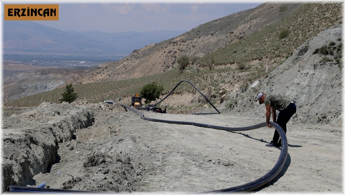Başpınar'da selden zarar gören içme suyu hattı yenileniyor