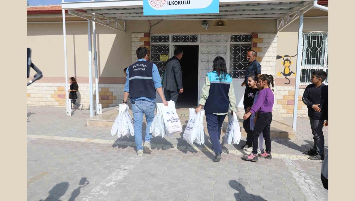 Battalgazi Belediyesi çocukları sinemayla buluşturuyor