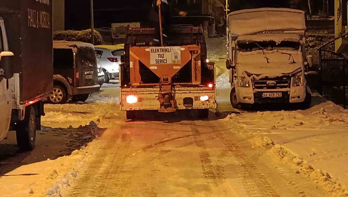 Battalgazi'de gece boyu kar mesaisi