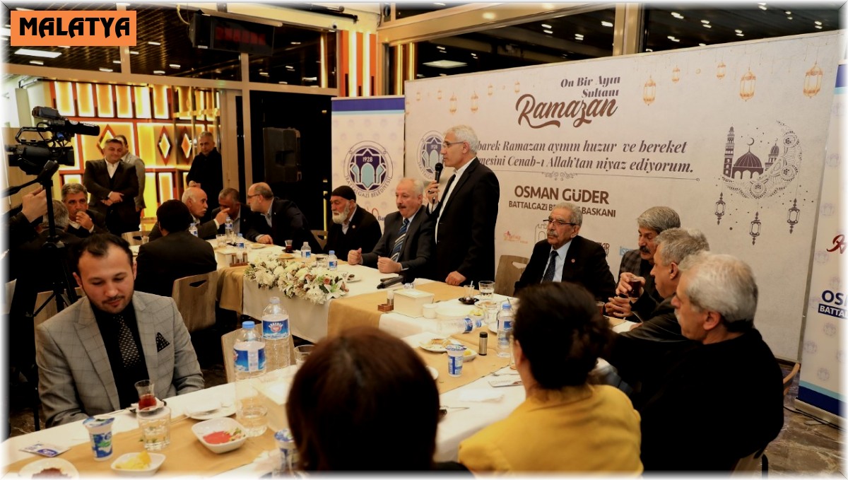 Battalgazi'de muhtarlar iftarda buluştu