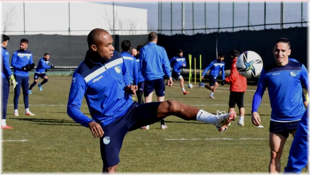 BB Erzurumspor milli arada günü çift antrenmanla geçiriyor
