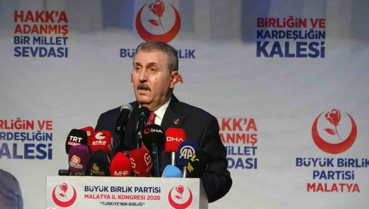 BBP Genel Başkanı Destici: "Deprem bölgeleri ayağa kalkıyor, devletimiz güçlüdür"