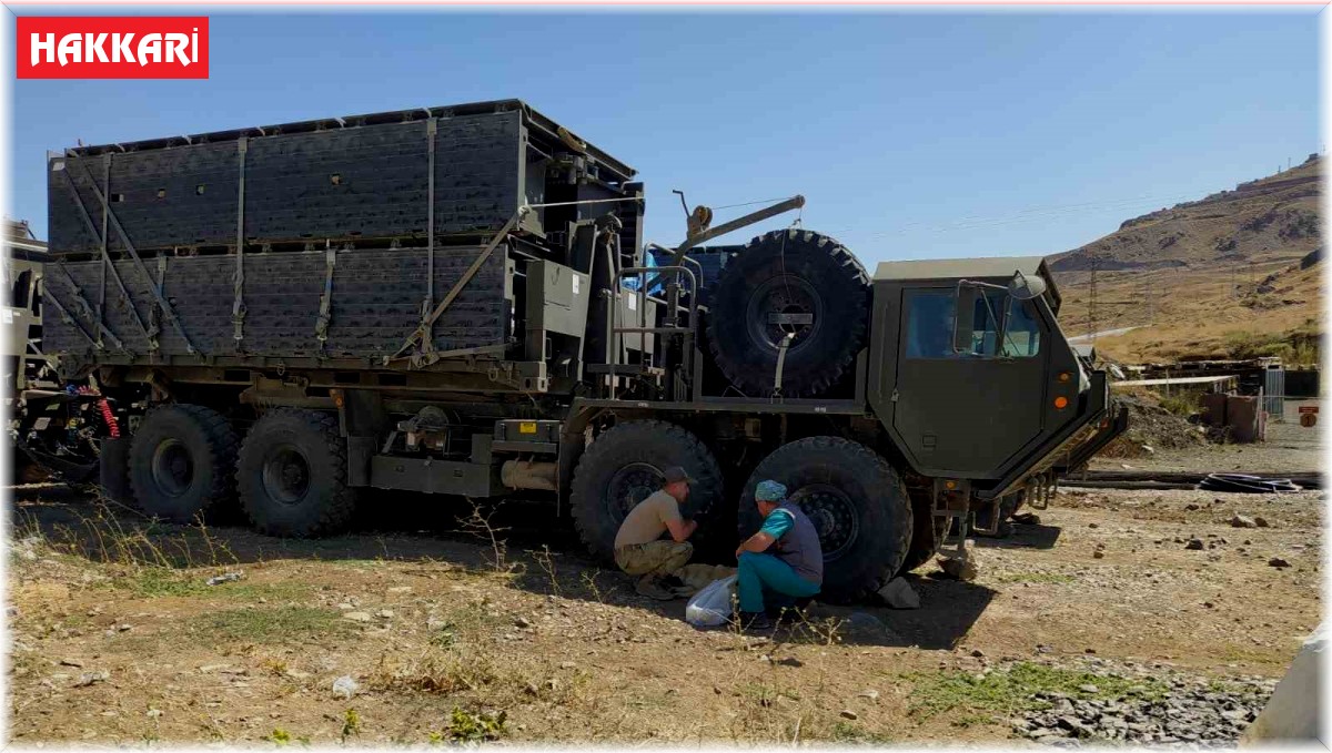 Belediye ekipleri sahra hastanesinde can dostları sağlık taramasında geçirdi