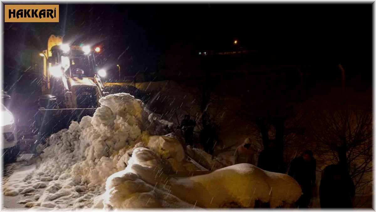 Belediye ekiplerinin 2 bin 400 rakımda içme suyu mücadelesi