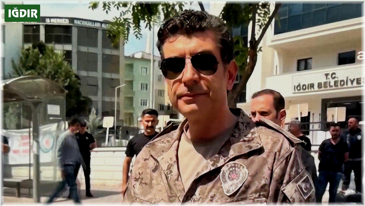 Belediye-İş Sendikası Iğdır Şube Başkanı Himmet Bozan: "İkram edilen şekerlemeyi geri çevirmeyen emniyet müdürü nezaketen aldı"