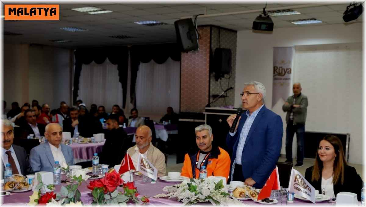 Belediye personeli iftarda buluştu