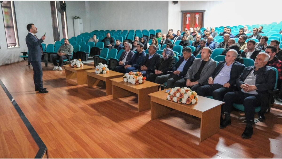 Belediye personeline eğitim