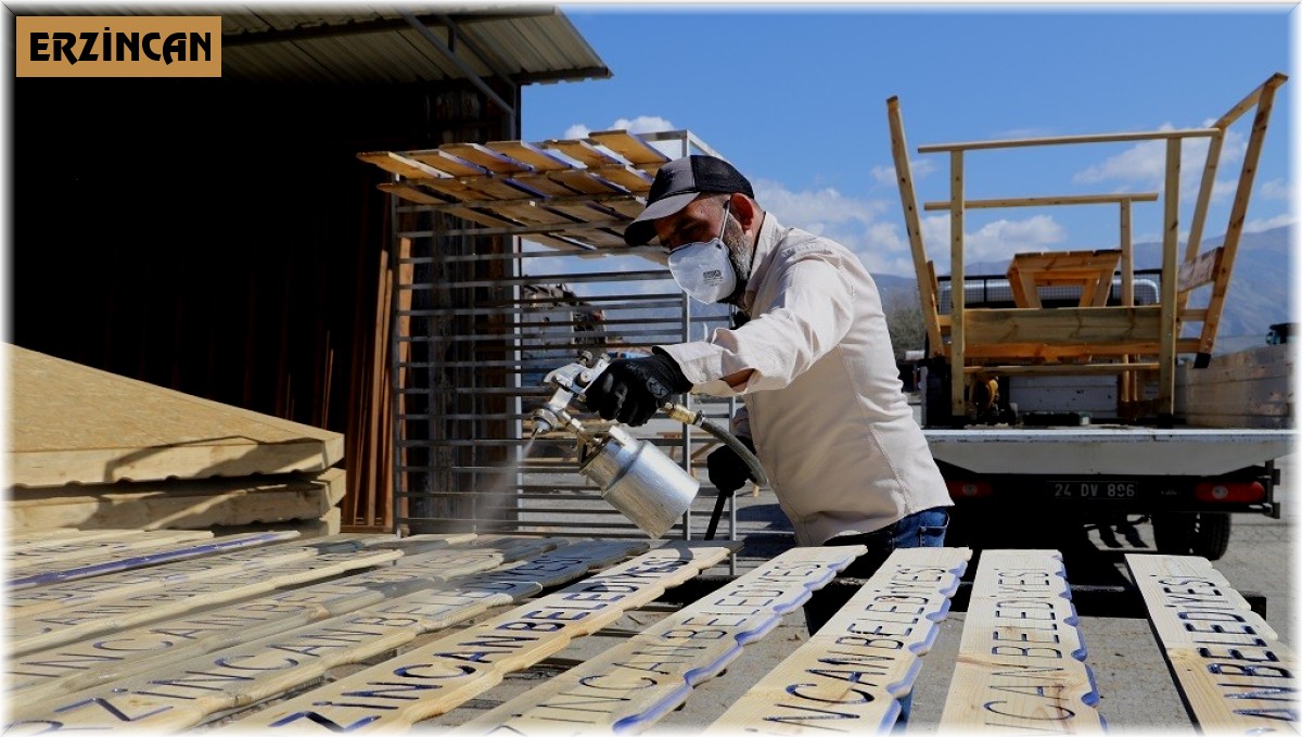 Belediyenin kendi atölyesinde üretim devam ediyor