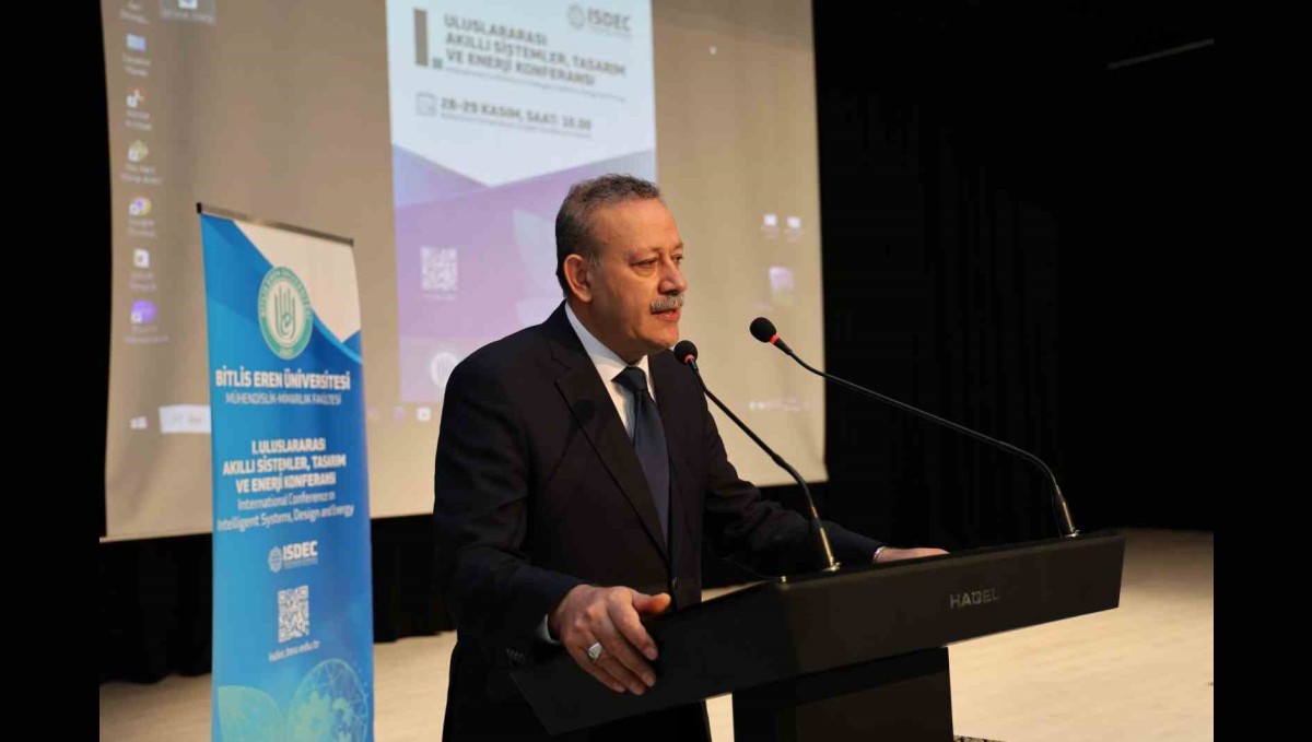 BEÜ'de "1. Uluslararası Akıllı Sistemler, Tasarım ve Enerji" Konferansı başladı