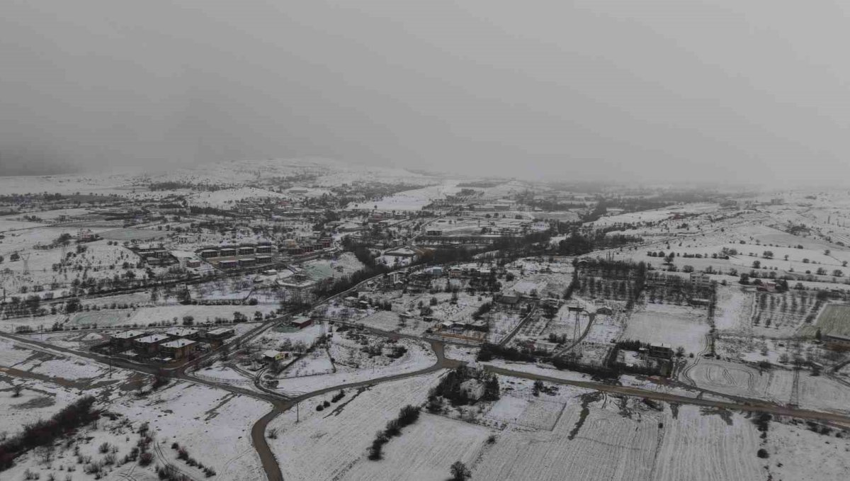 Beyaza bürünen Elazığ havadan görüntülendi