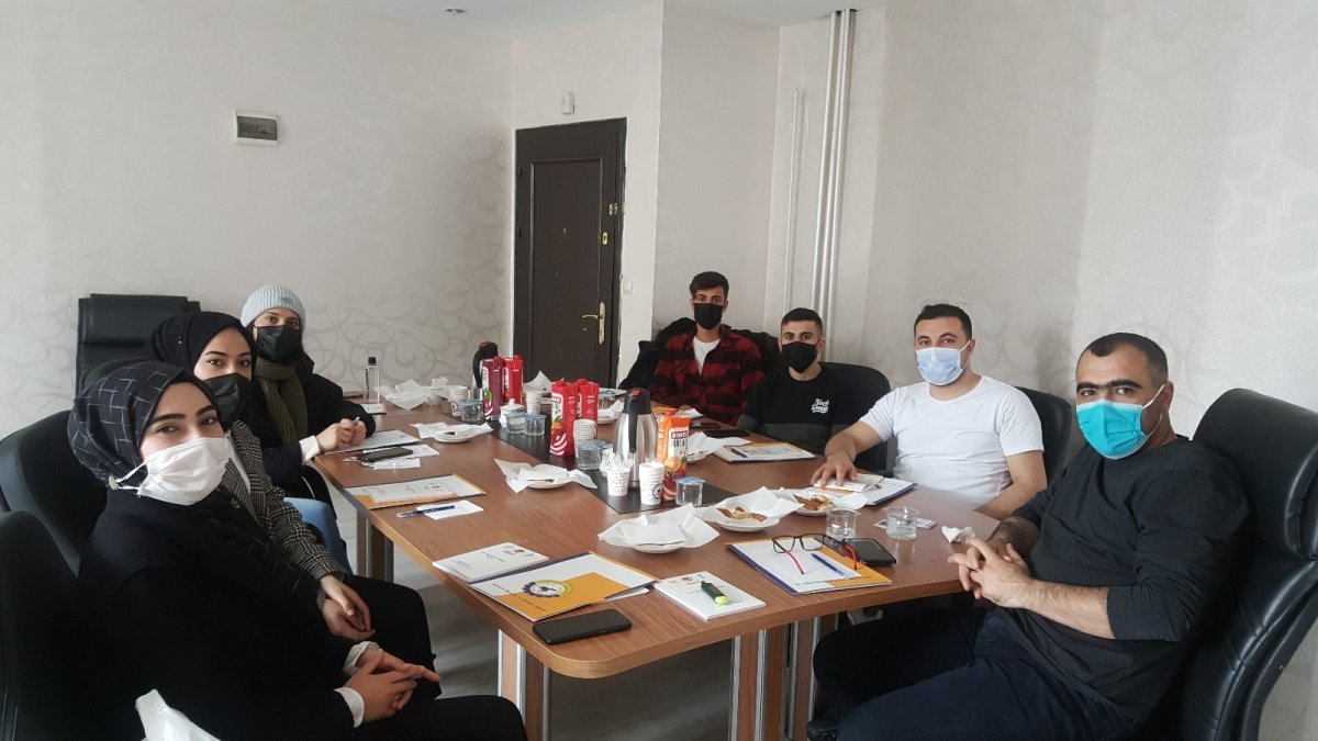 BİGACEM 'Genç Gazeteciler Yazıyor' projesinin startını verdi