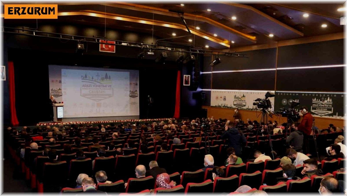 Bilimin kalbi 'Arazi Yönetimi ve Arazi Kullanım Planlaması Çalıştayı'nda attı