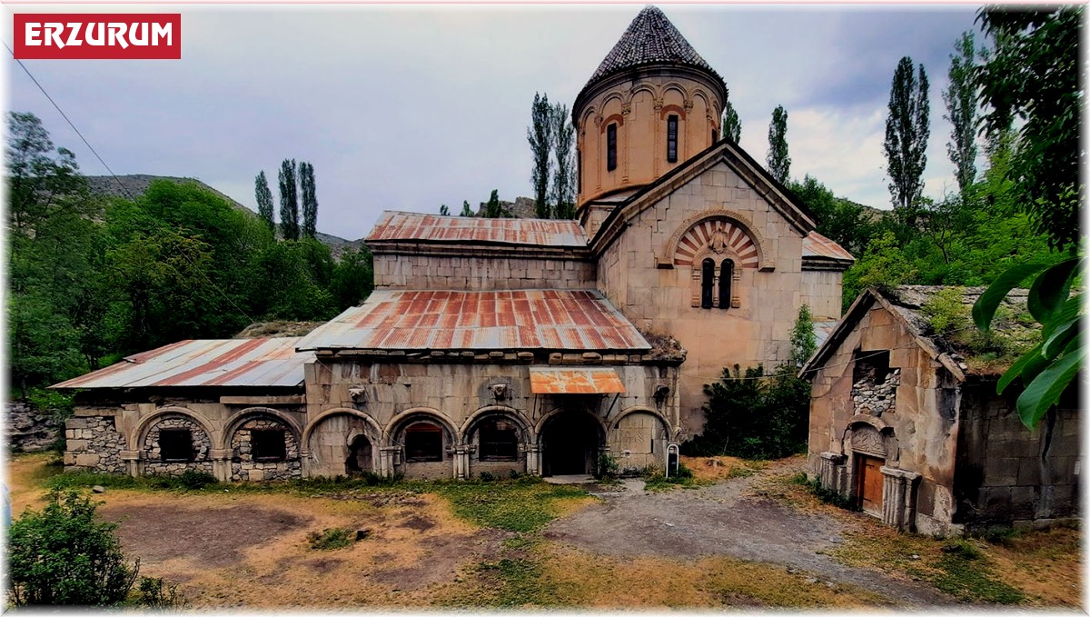Bin yıllık Taş Camii asırlara meydan okuyor