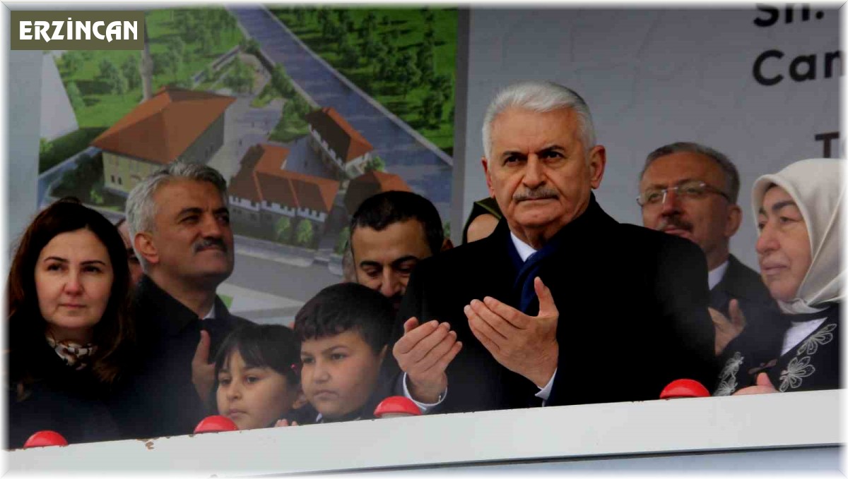 Binali Yıldırım'ın annesi vefat etti