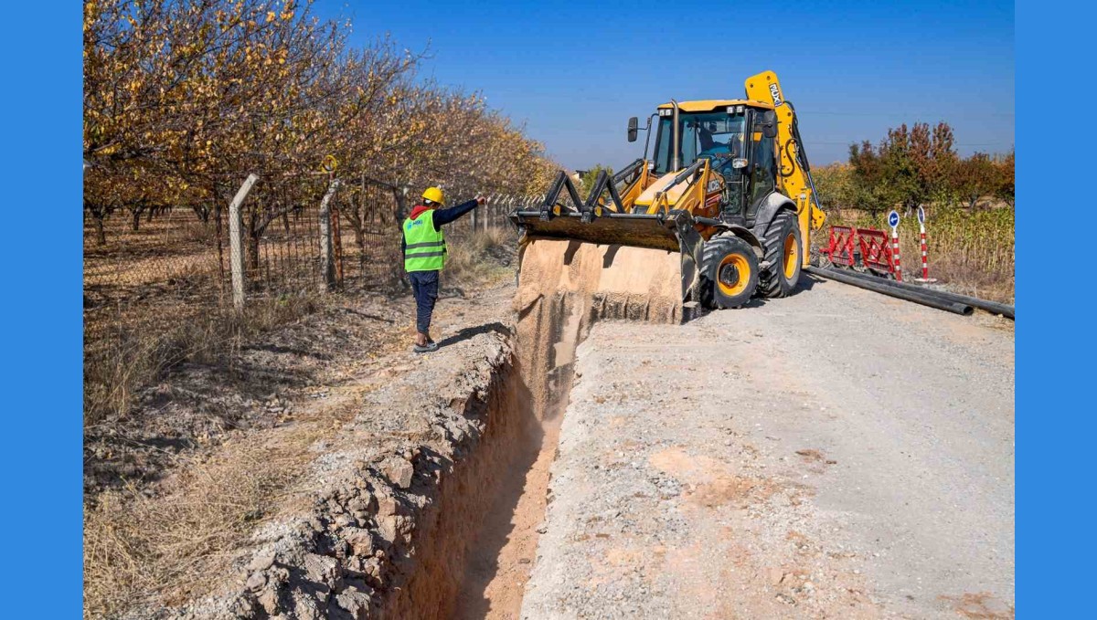 Bindal Mahallesi'nde 38 yıllık içme suyu şebekesi yenileniyor
