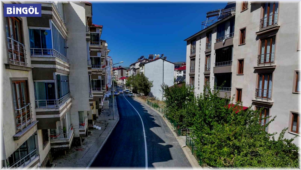 Bingöl Belediyesinin asfaltlama çalışması devam ediyor