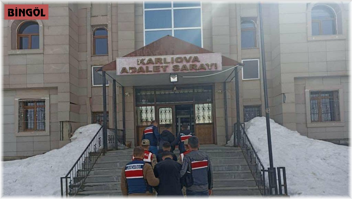 Bingöl'de 11 eve giren hırsızları JASAT yakaladı