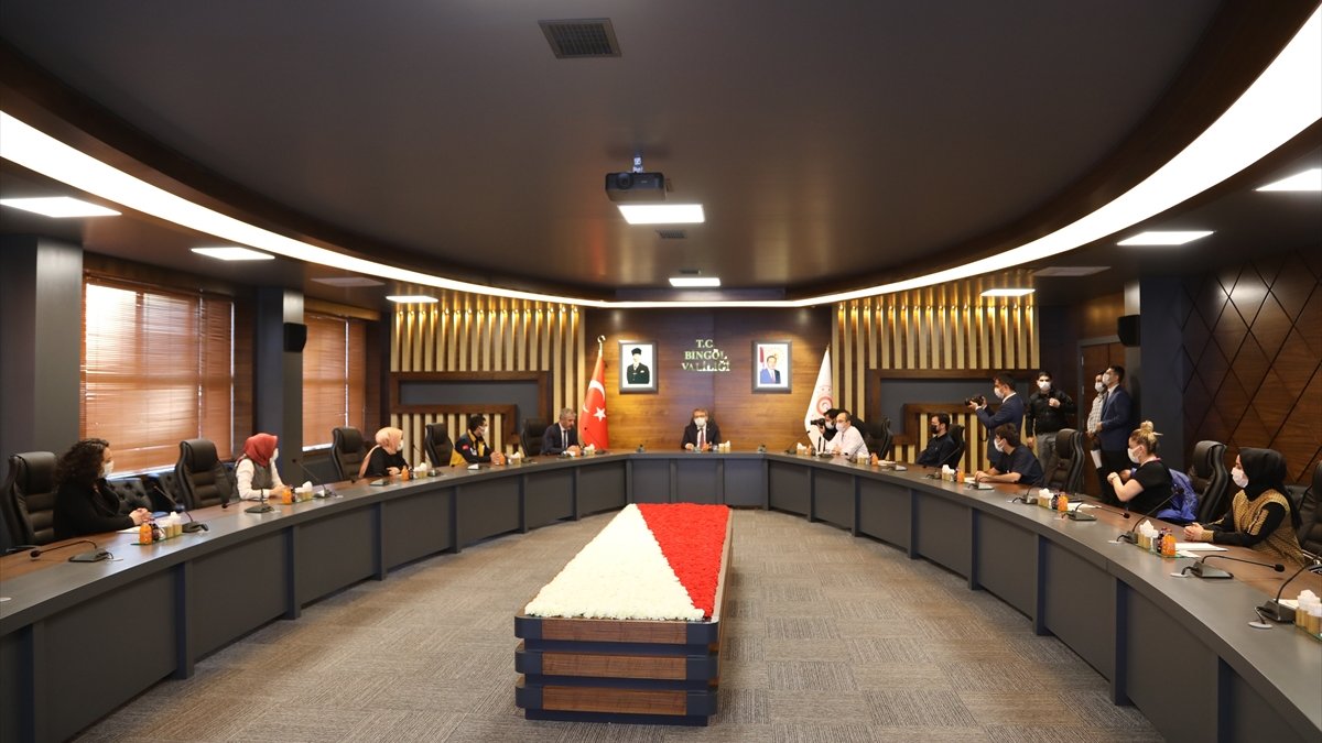 Bingöl'de 3 bin 500 sağlık çalışanına teşekkür belgesi verildi