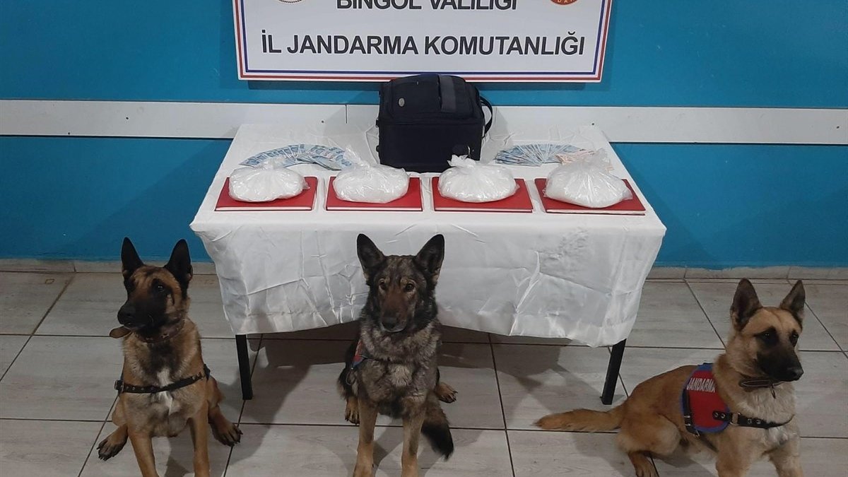 Bingöl'de 4 kilogram metamfetamin ele geçirildi