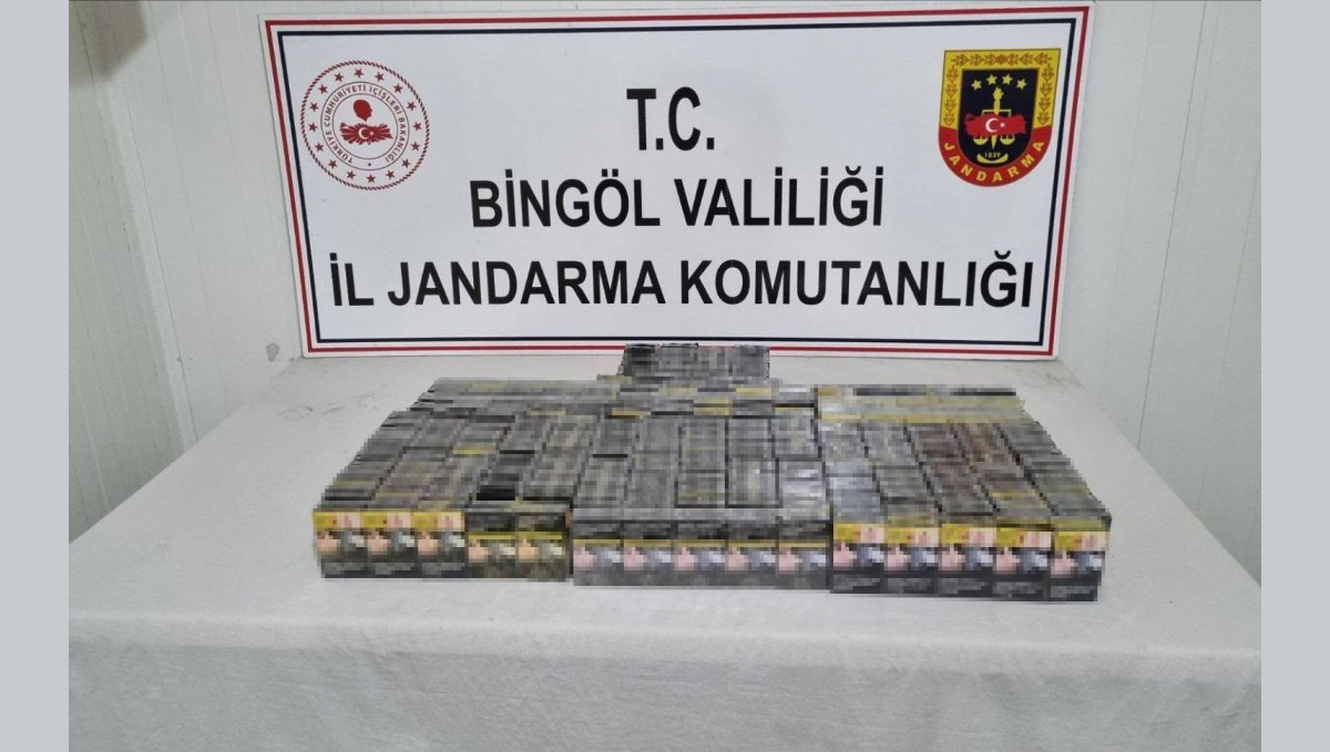 Bingöl'de 500 paket kaçak sigara ele geçirildi, araması bulunan 1 kişi yakalandı