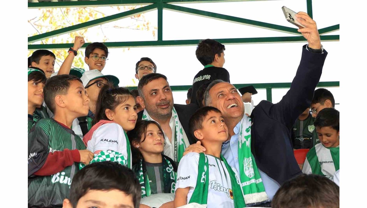 Bingöl'de 750 öğrenciye forma desteği