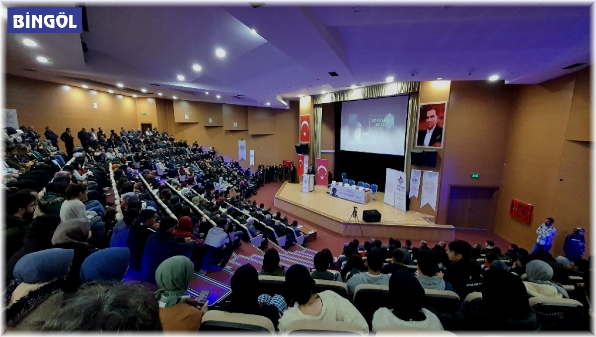 Bingöl'de 'Anadolu Mektebi Yazar Okumaları' paneli düzenlendi
