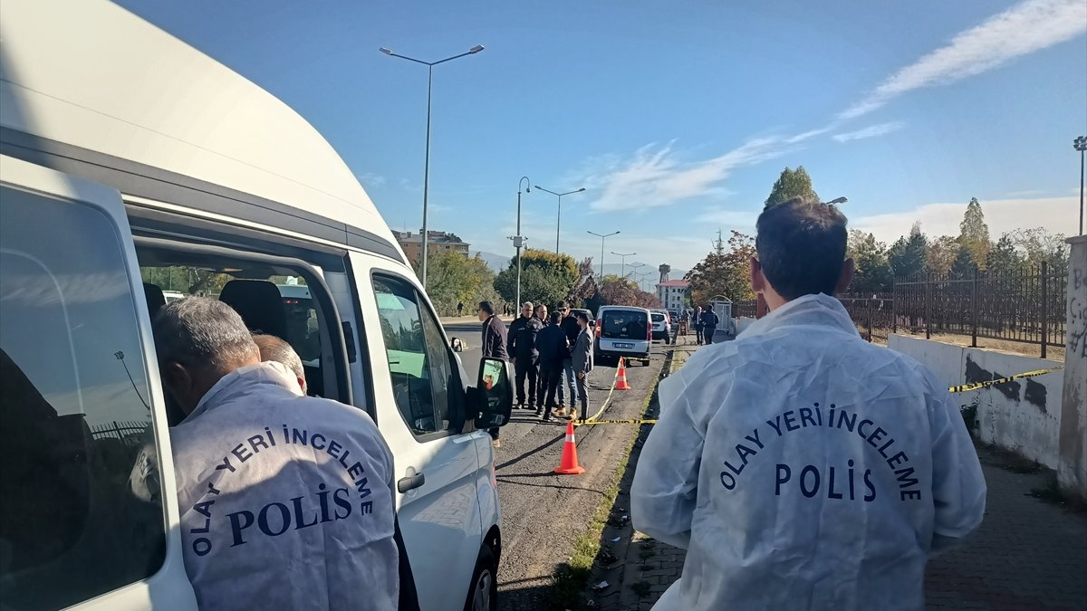 Bingöl'de bıçaklı kavgada lise öğrencisi öldü